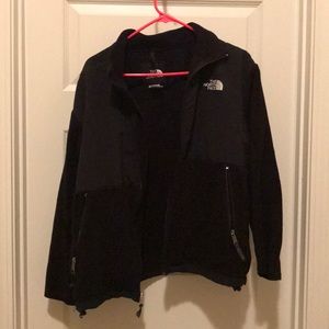 Black north face Denali jacket!